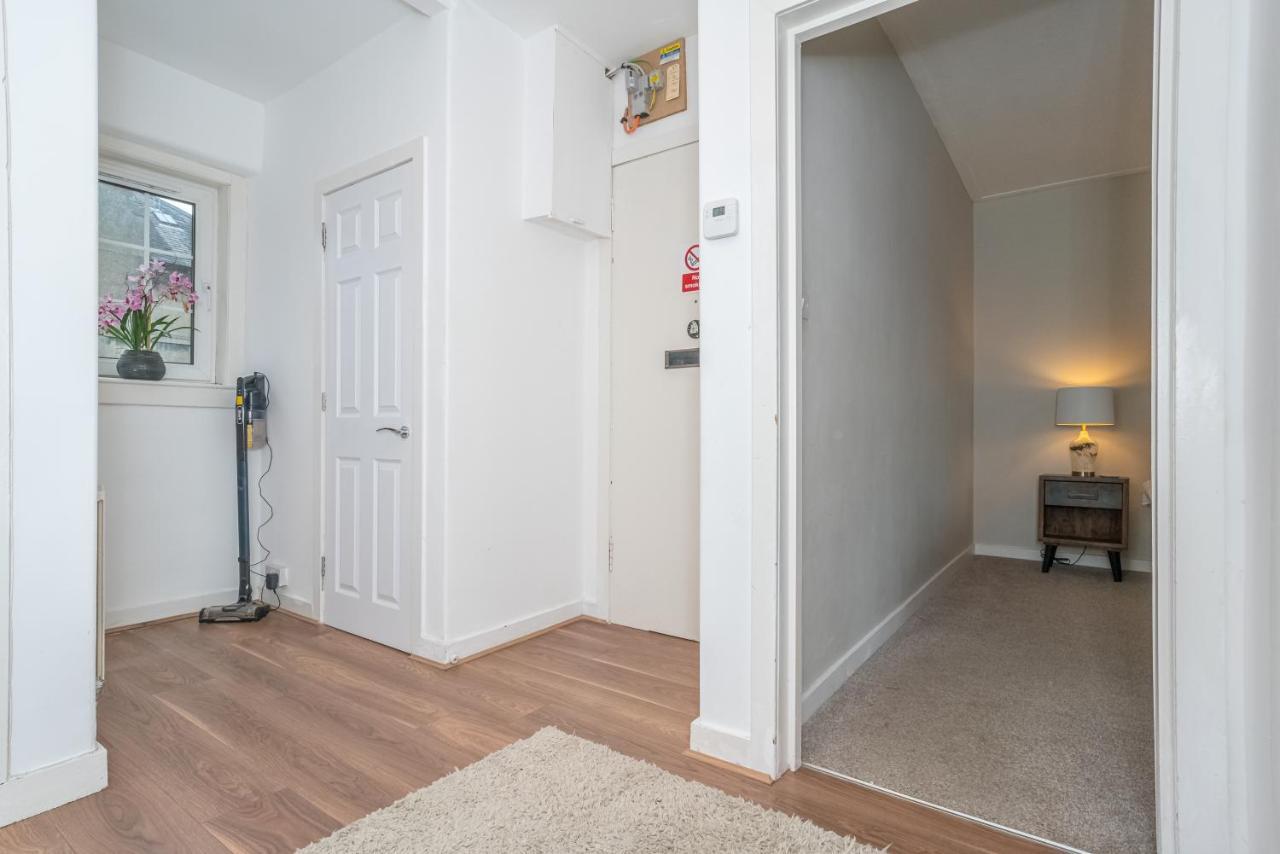 Pass The Keys Cosy And Spacious 2 Beds Flat With - Free Parking เอดินบะระ ภายนอก รูปภาพ